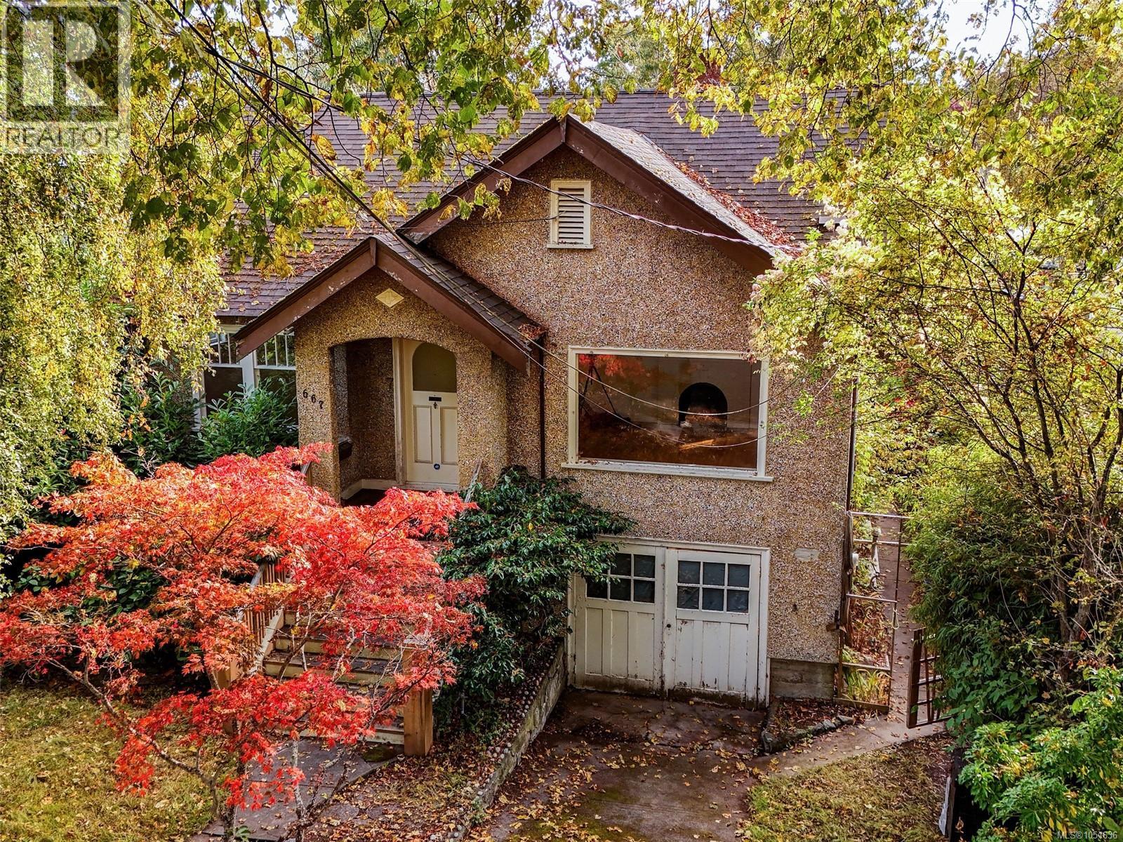 667 St. Patrick St - 26