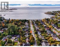 667 St. Patrick St, Oak Bay, BC V8S4X4 Photo 30