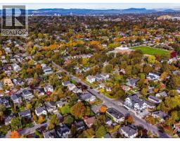 667 St. Patrick St, Oak Bay, BC V8S4X4 Photo 31