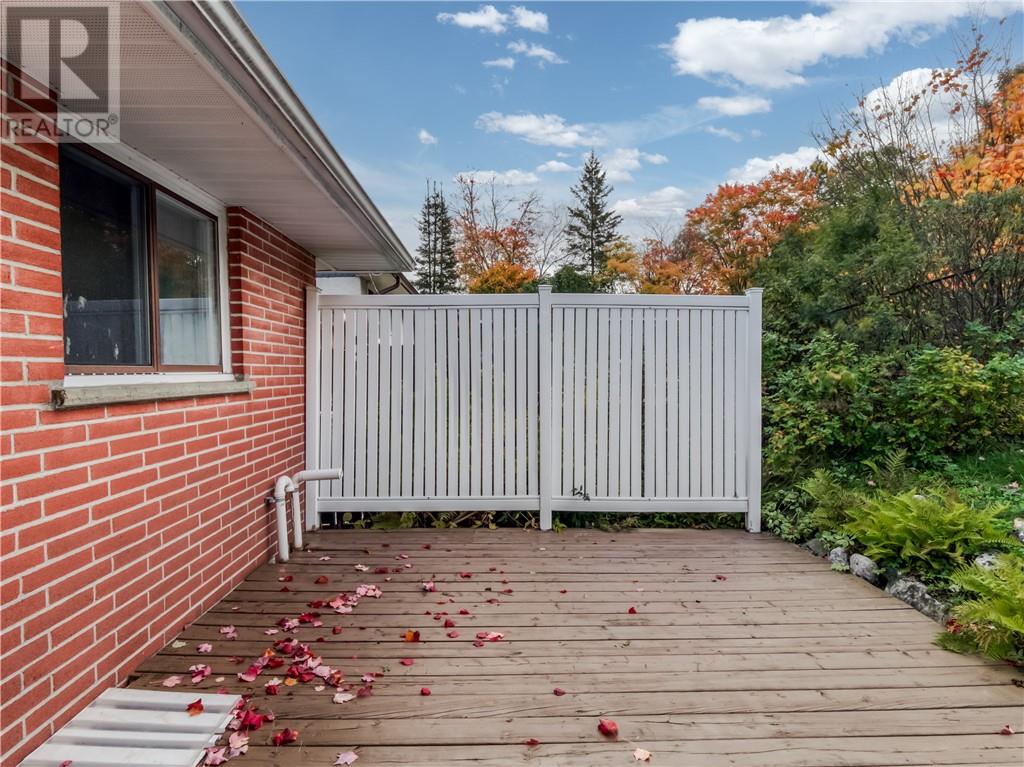 68 Pine Street - Image 10