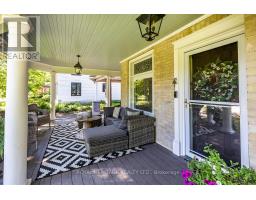Living room - 220 Cochrane Street, Scugog, ON L9L1M1 Photo 6