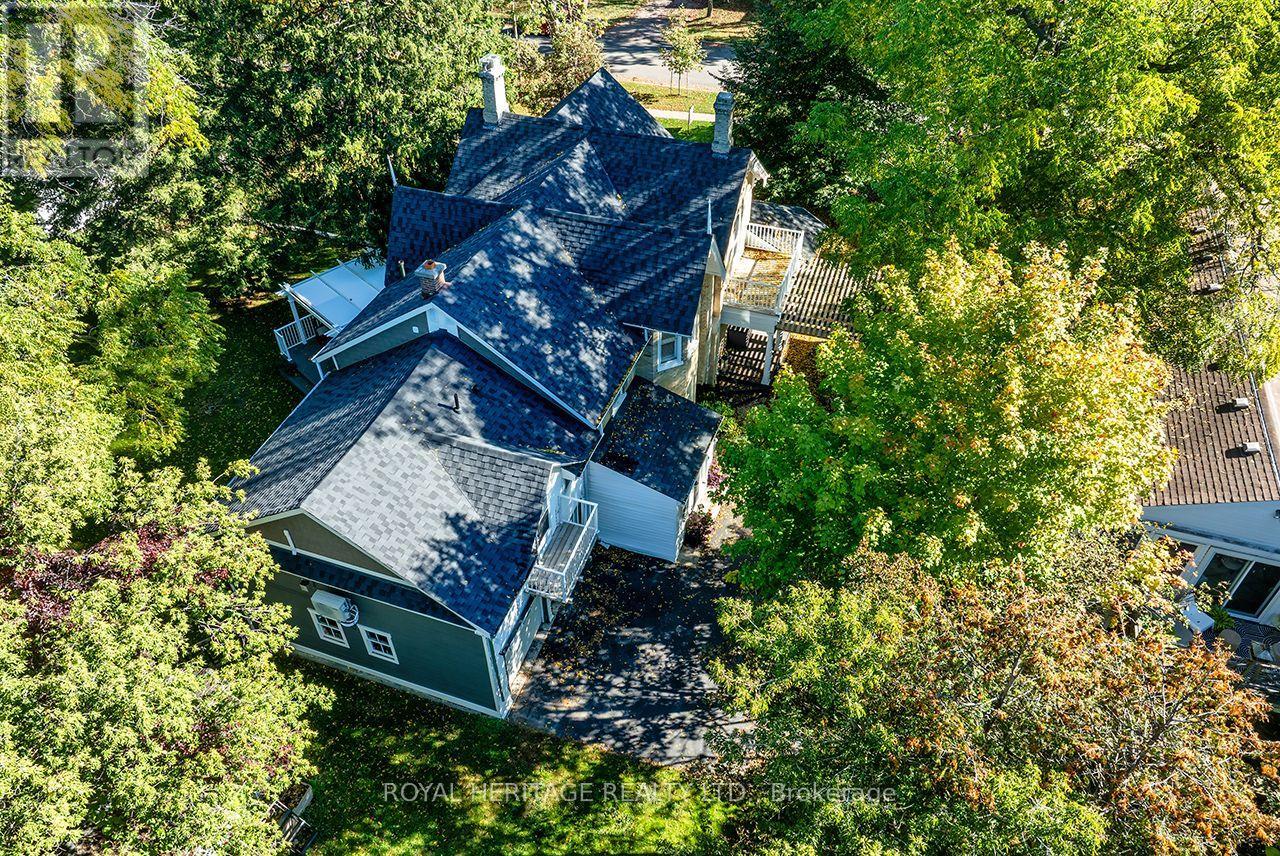 220 Cochrane Street — photo 49