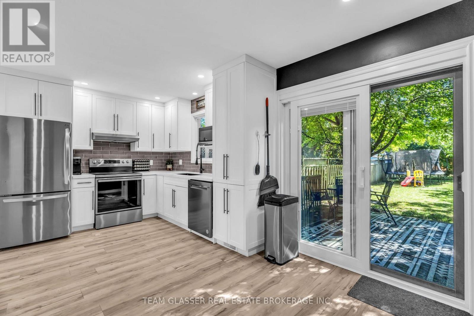 26 DAYBREAK DRIVE - Image 18