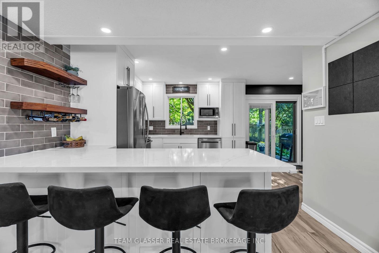 26 DAYBREAK DRIVE - Image 15