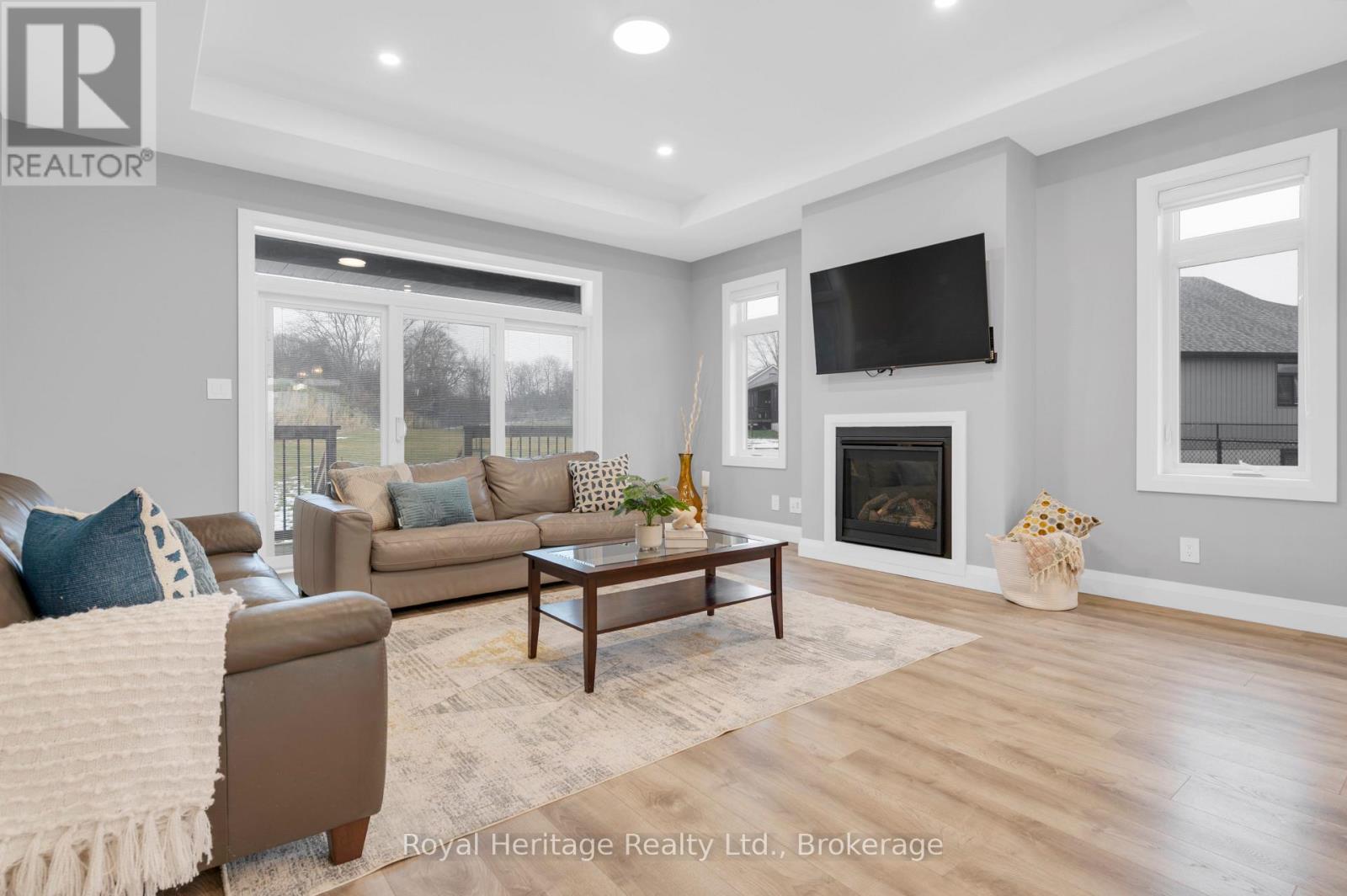5 Schmidt Way, Quinte West, ON photo 14