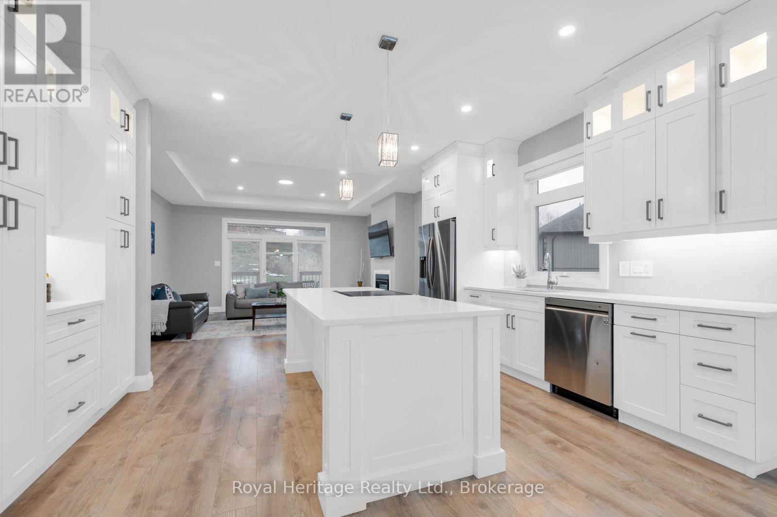 5 Schmidt Way, Quinte West, ON photo 8