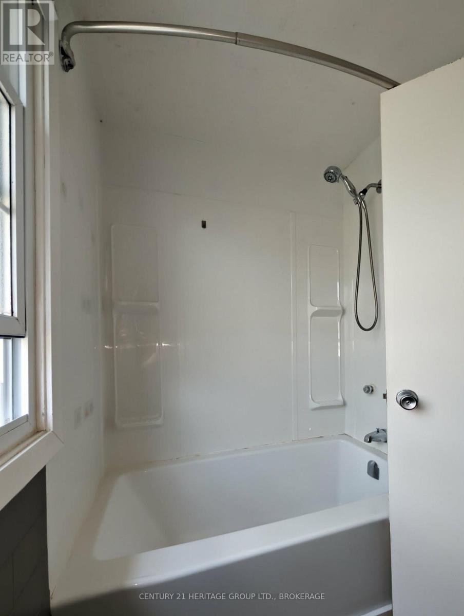 #5 136 NOTCH HILL ROAD - 15