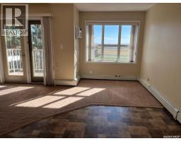 204 A & B 5th Avenue, Caronport, SK S0H0S0 Photo 12