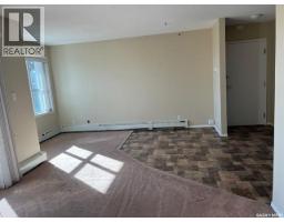 204 A & B 5th Avenue, Caronport, SK S0H0S0 Photo 17