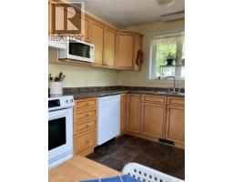 204 A & B 5th Avenue, Caronport, SK S0H0S0 Photo 23