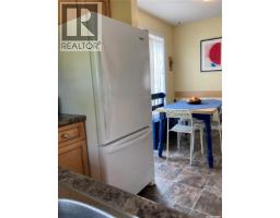 204 A & B 5th Avenue, Caronport, SK S0H0S0 Photo 28
