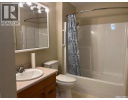204 A & B 5th Avenue, Caronport, SK S0H0S0 Photo 49