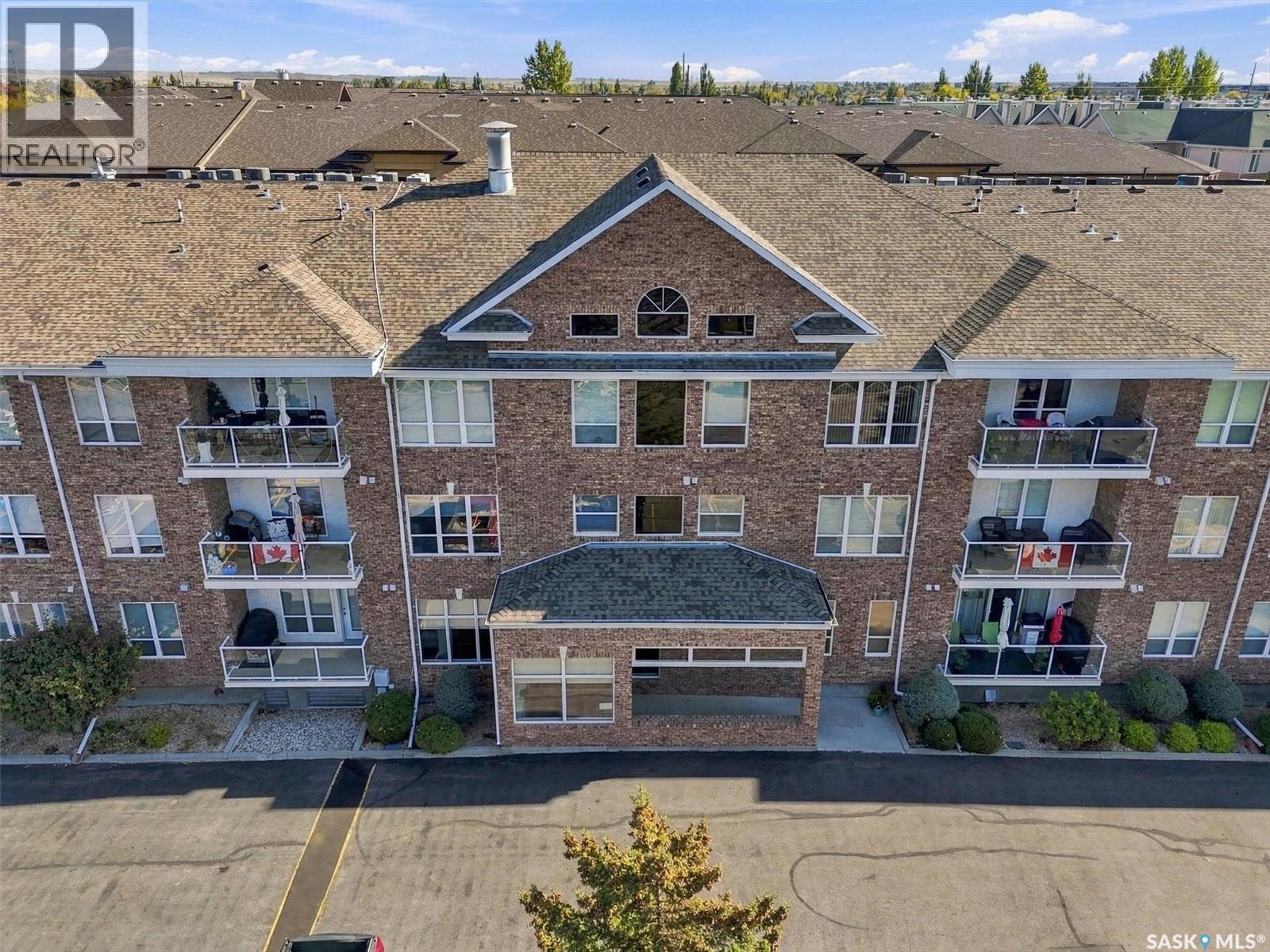 #109 914 Heritage VIEW - Image 40