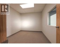 Unit 2, 5204 49 Street, Rocky Mountain House, AB T4T1T2 Photo 6