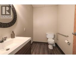 Unit 2, 5204 49 Street, Rocky Mountain House, AB T4T1T2 Photo 15