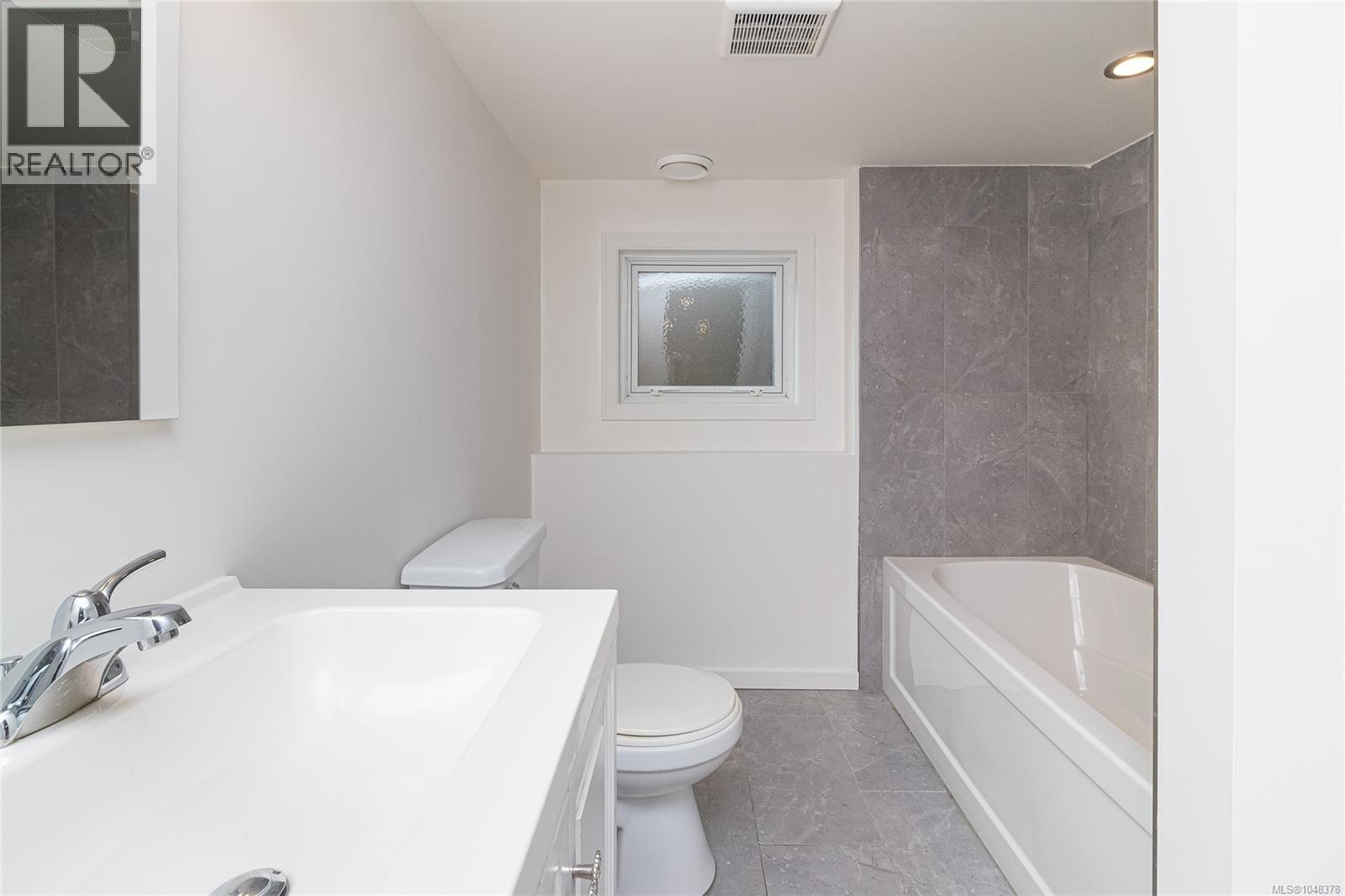 890 Darwin Ave - 28