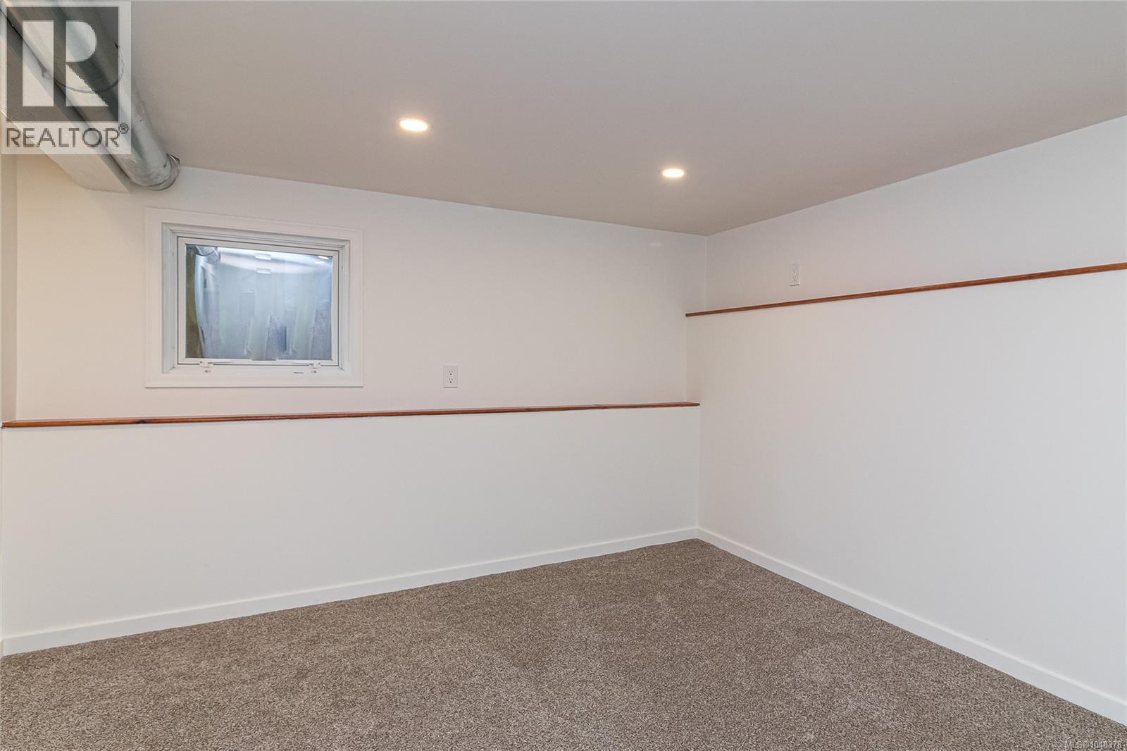 890 Darwin Ave - 27