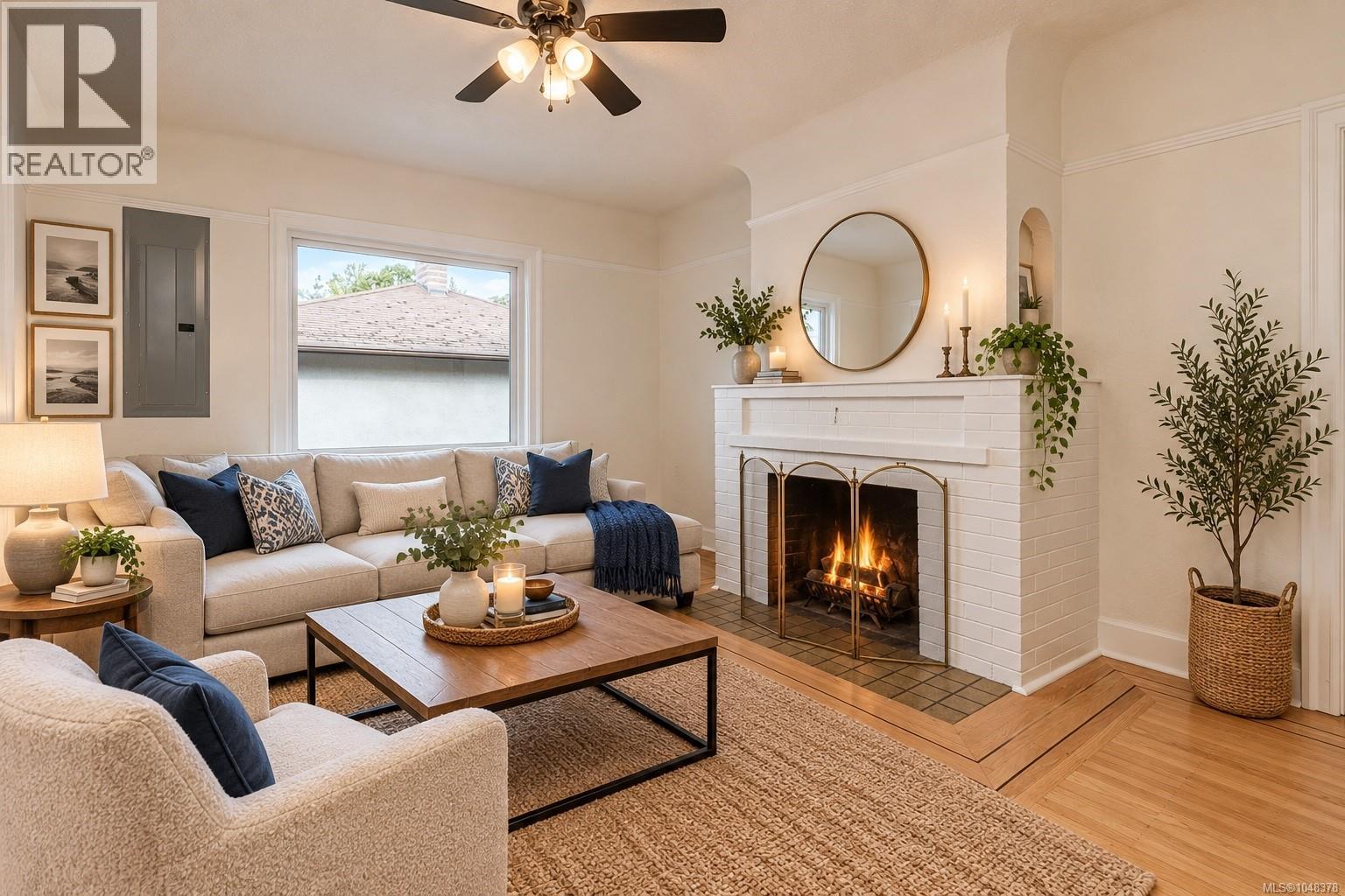 890 Darwin Ave - 4