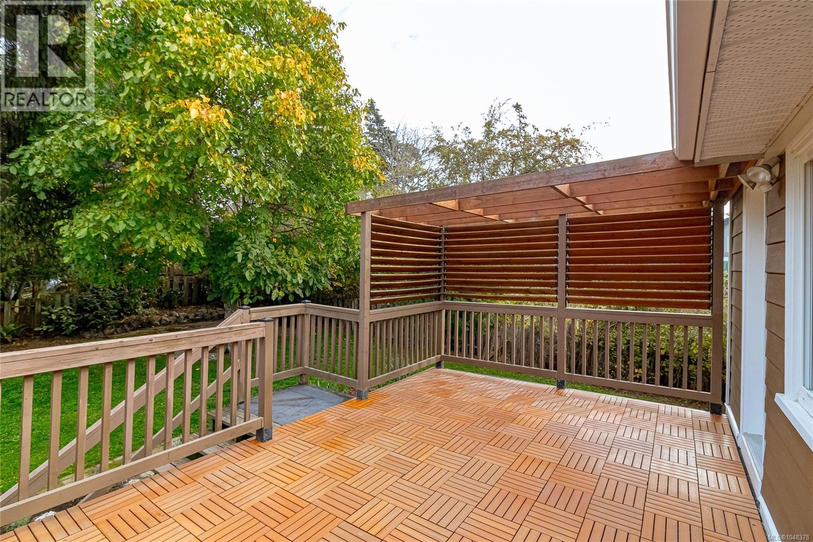 890 Darwin Ave - Image 37