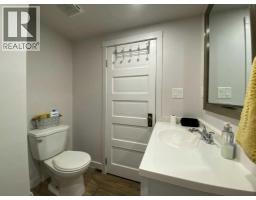 13302 15 Avenue, Blairmore, AB T0K0E0 Photo 23