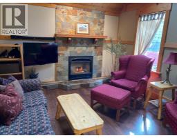 Family room - 13302 15 Avenue, Blairmore, AB T0K0E0 Photo 15
