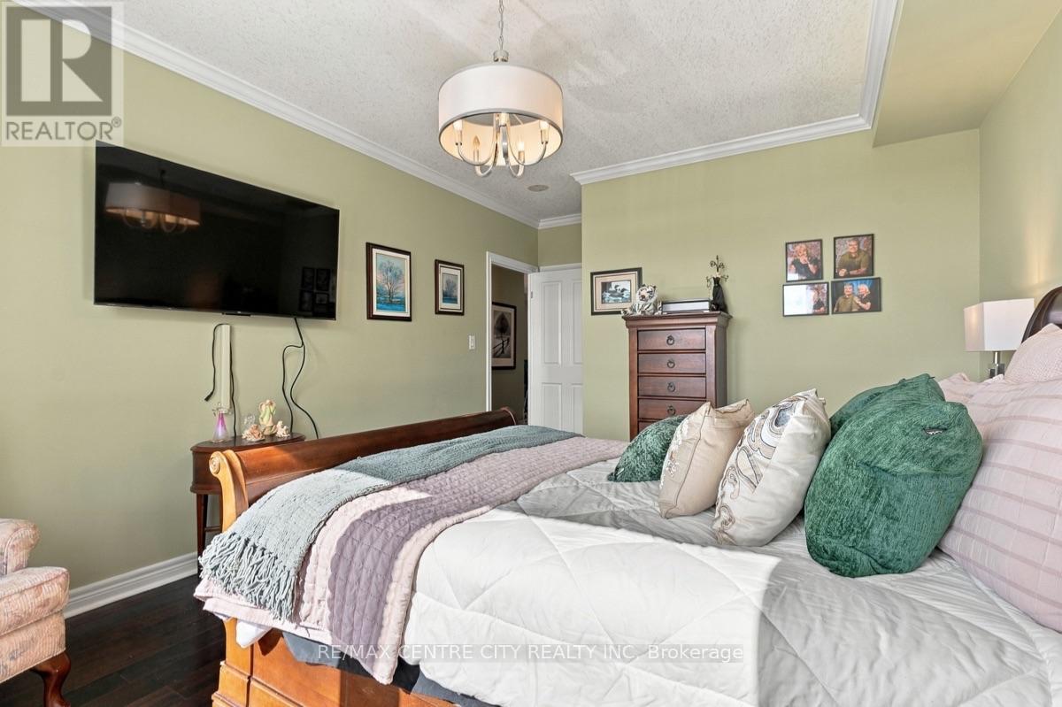 #903 1030 CORONATION DRIVE - Image 25