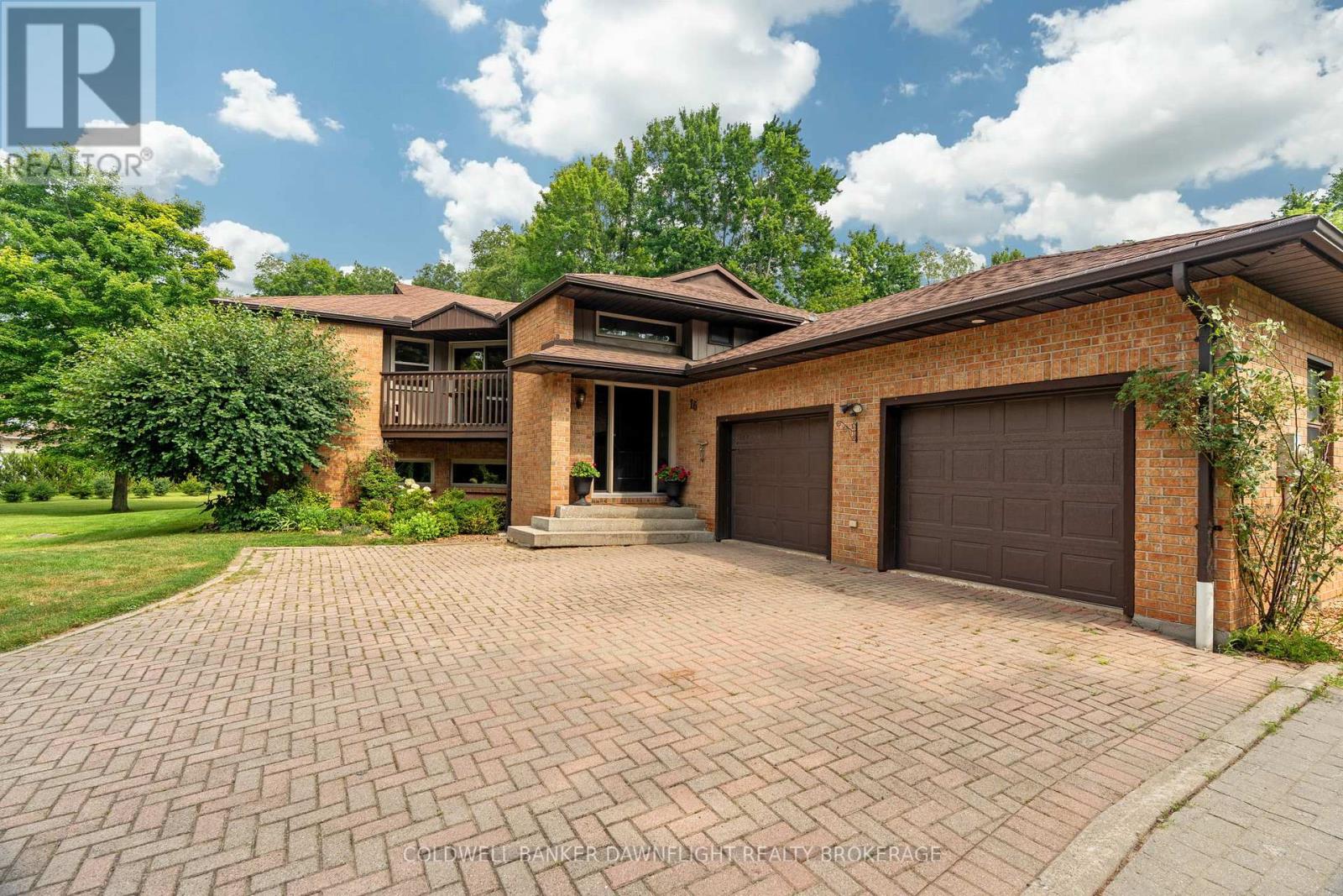 16 LANSDOWNE PARK CRESCENT - 1