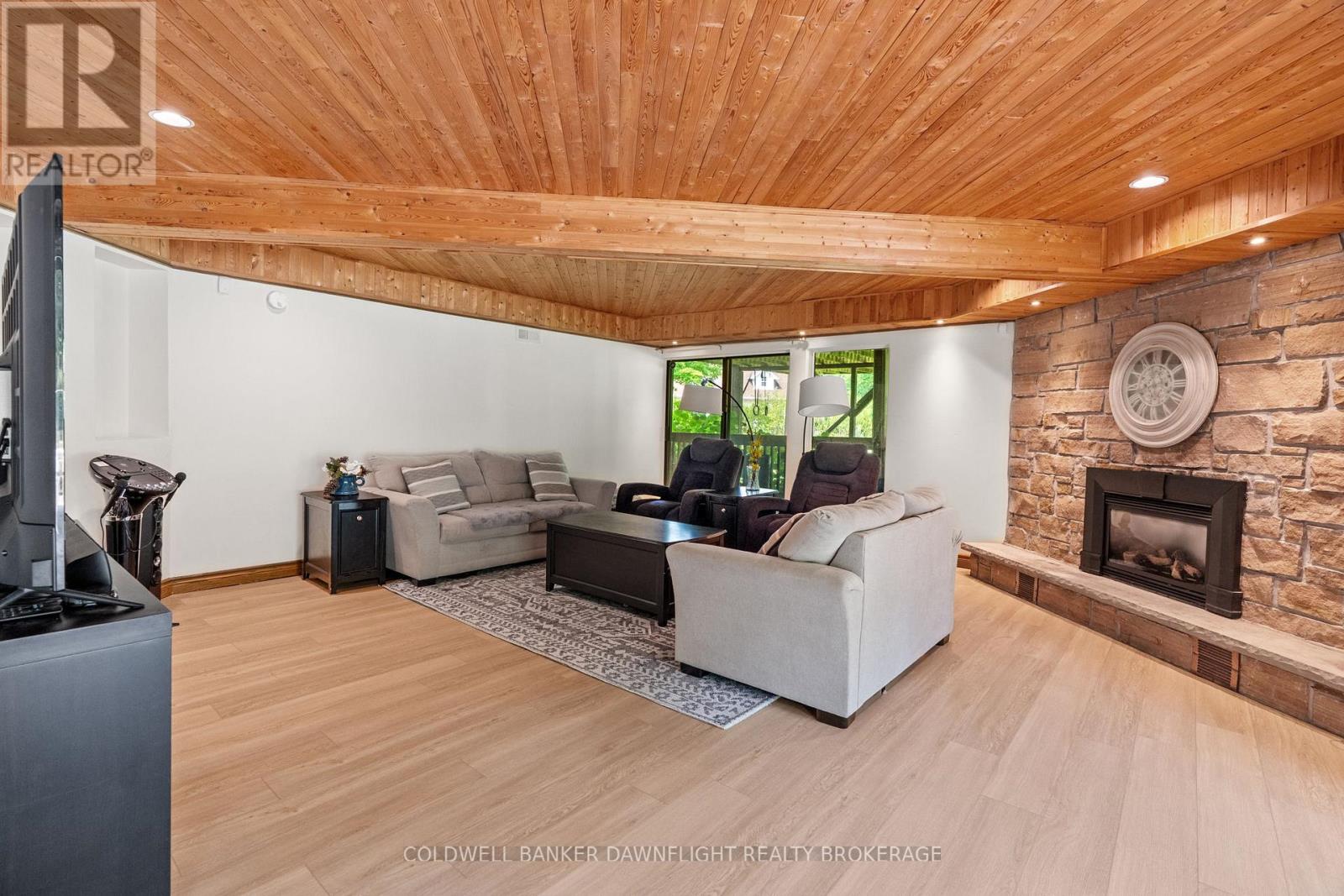 16 LANSDOWNE PARK CRESCENT - Image 17