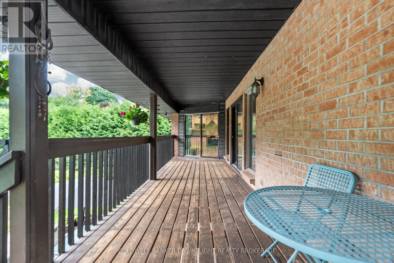 16 LANSDOWNE PARK CRESCENT - Image 30