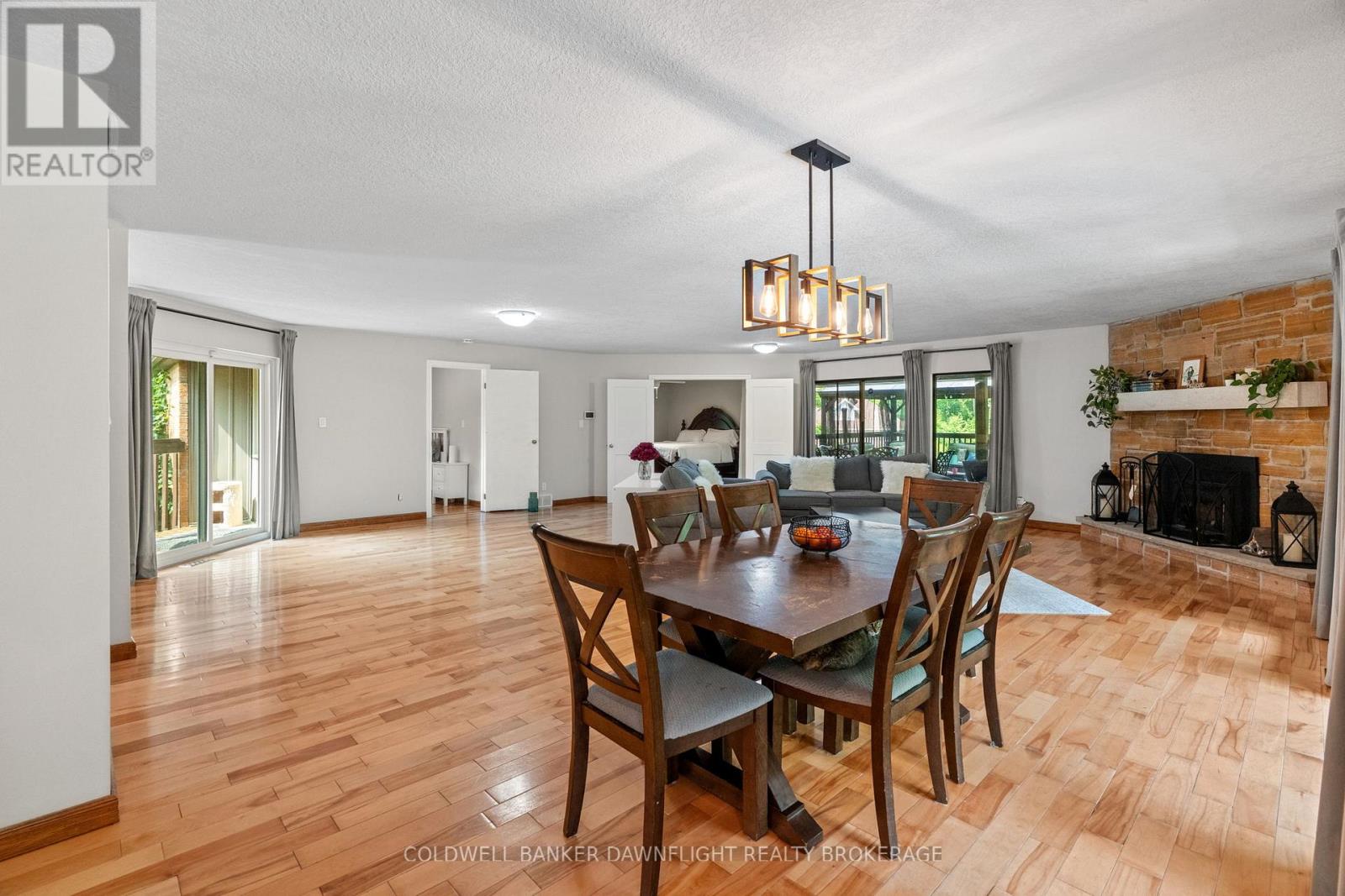 16 LANSDOWNE PARK CRESCENT - Image 8