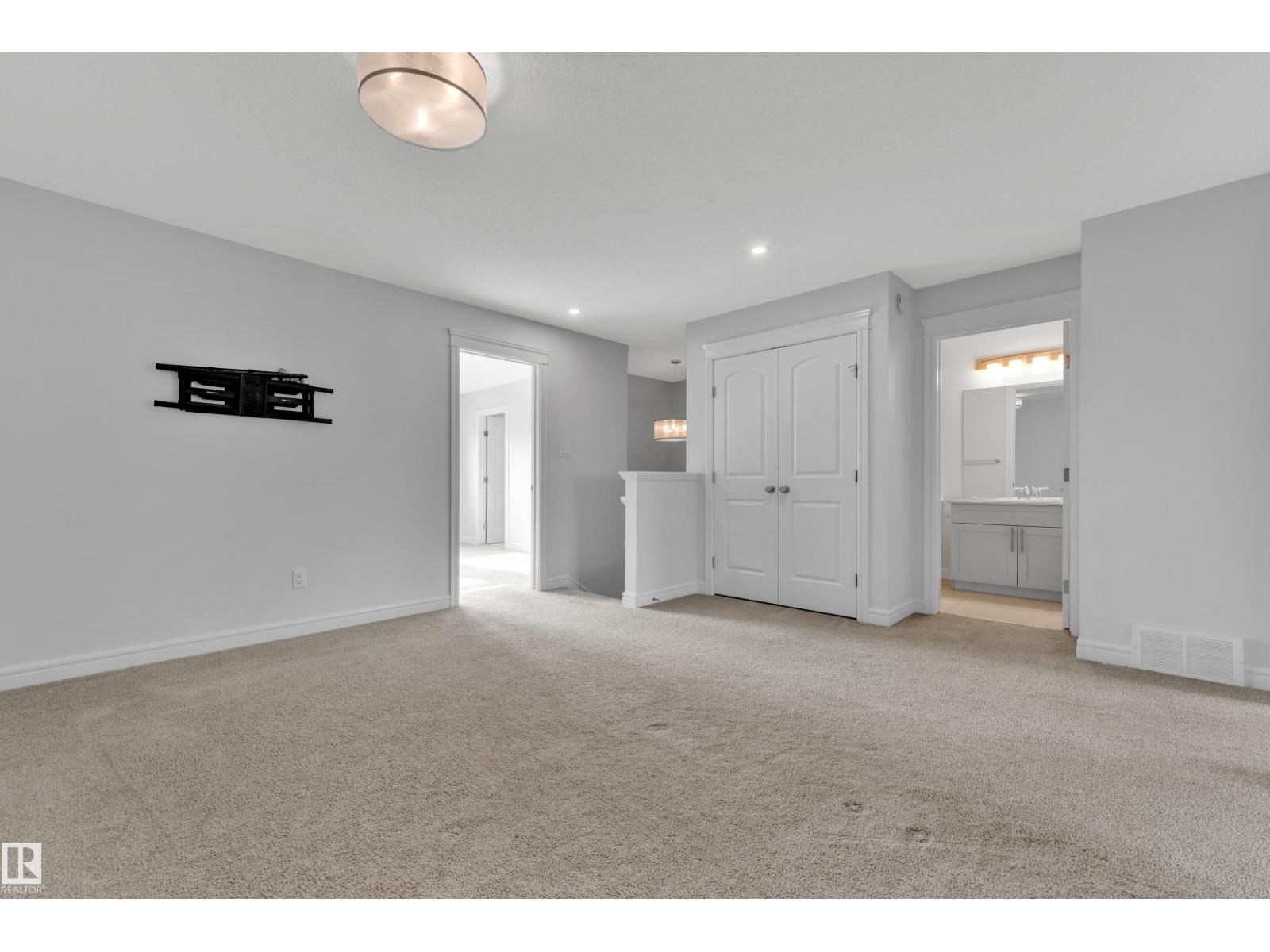 5712 Cautley CR SW - 16
