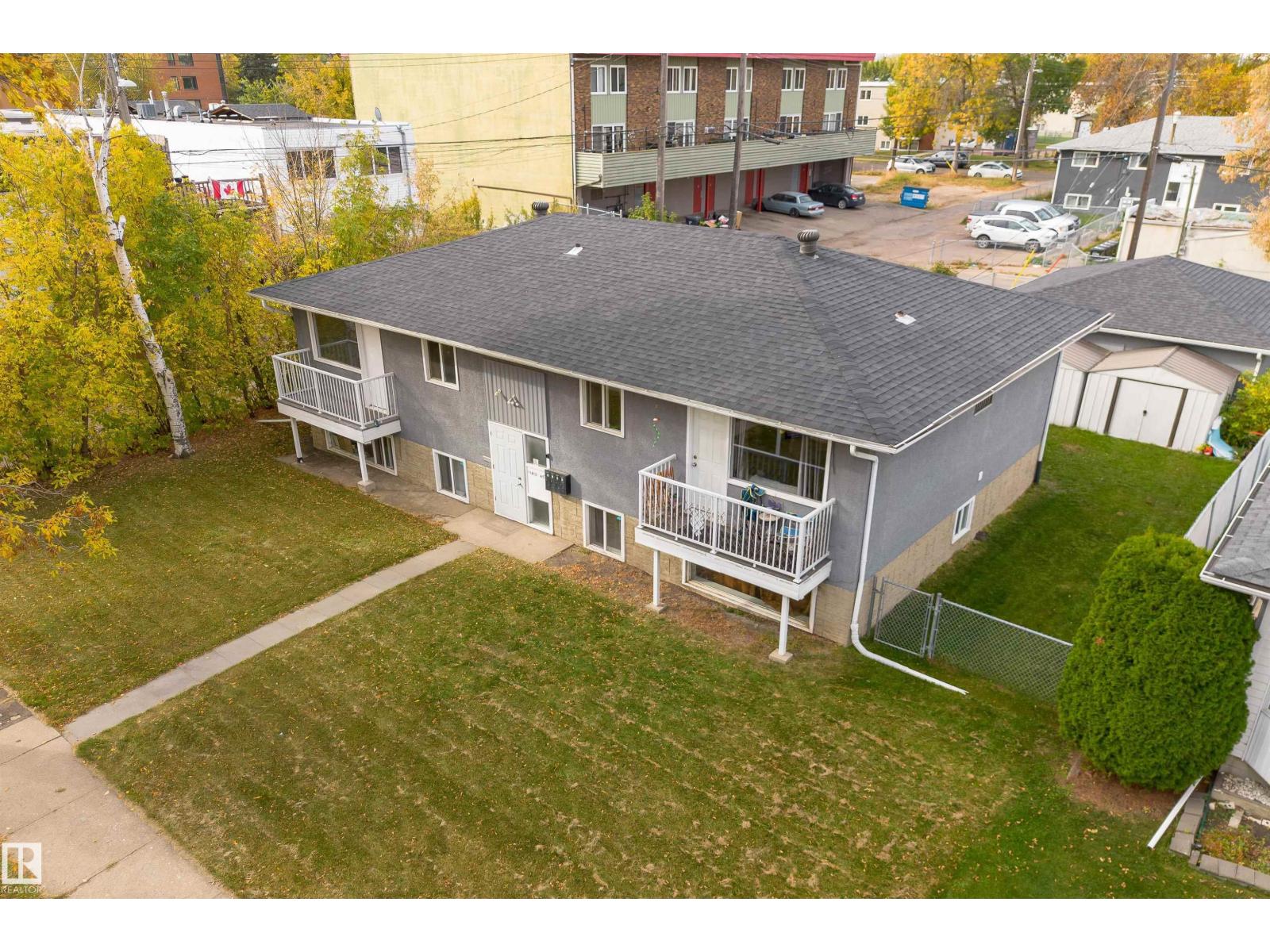11812 45 ST NW - 27
