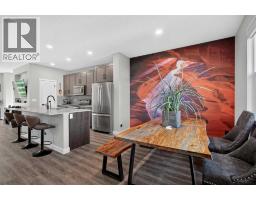 851 Walgrove Boulevard SE - photo 9