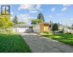 632 44 Avenue NW - photo 2