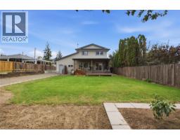 Foyer - 2624 Joyce Avenue, Kamloops, BC V2B4M3 Photo 6