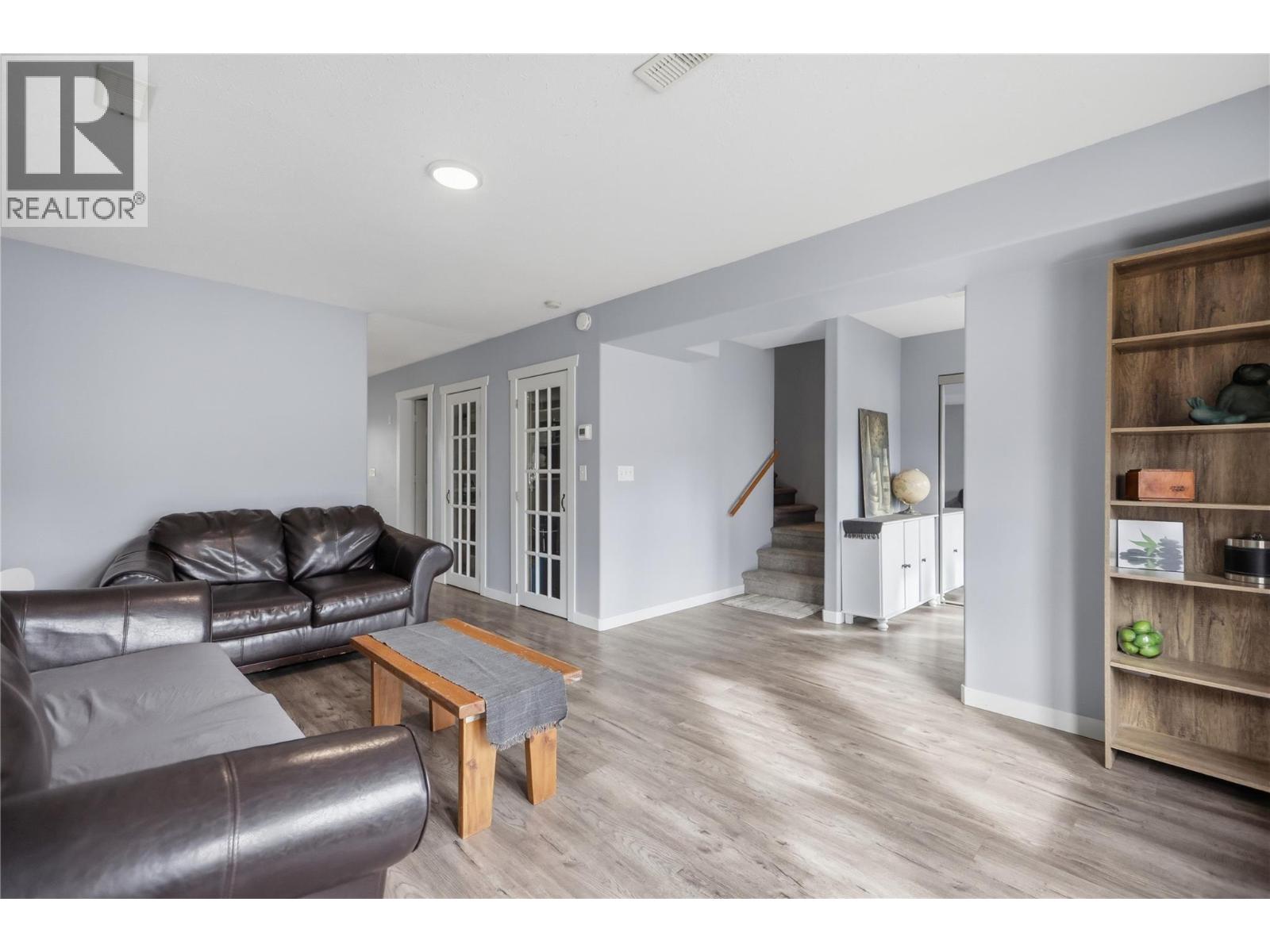 2624 Joyce Avenue - Image 23