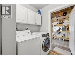 2624 Joyce Avenue, Kamloops, BC V2B4M3 Photo 27