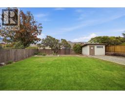 2624 Joyce Avenue, Kamloops, BC V2B4M3 Photo 14