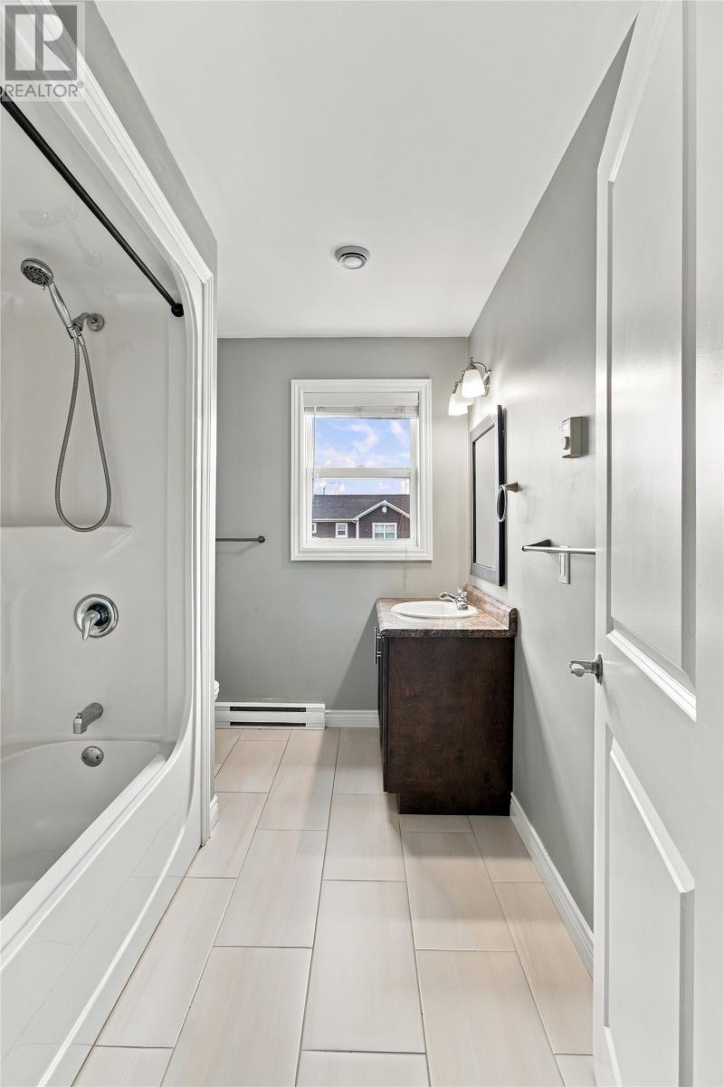 #4 405 Blackmarsh Road - 20