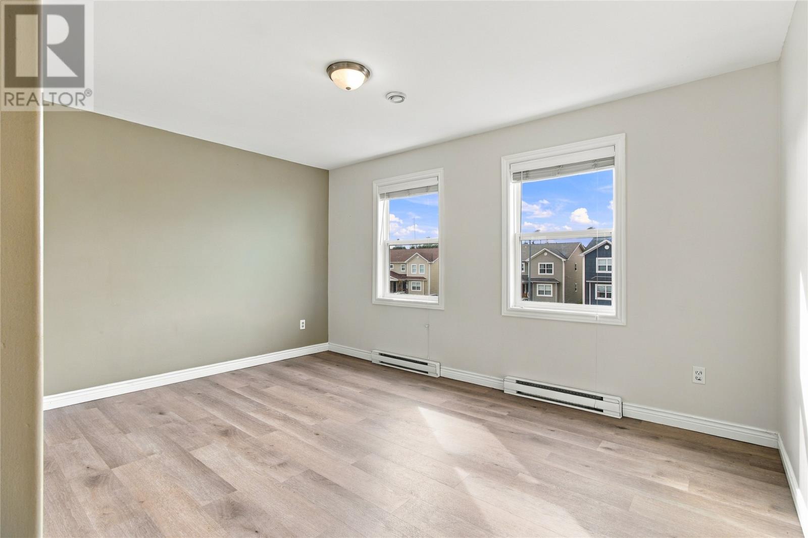 #4 405 Blackmarsh Road - 25