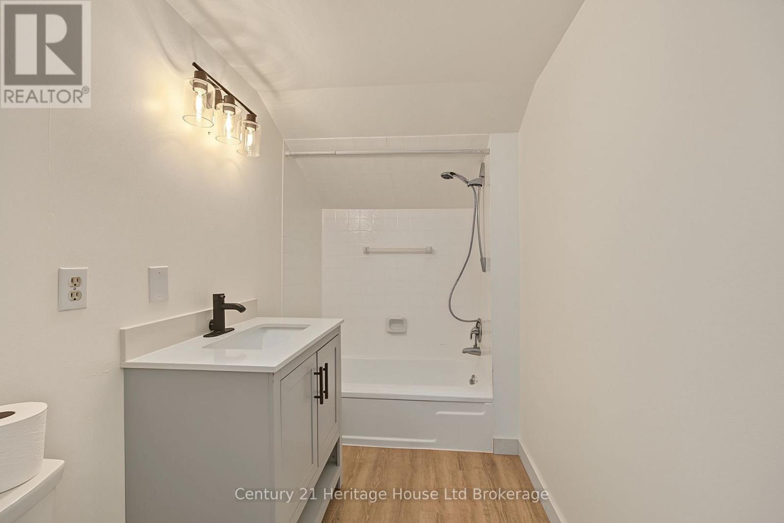 7 Thistle Court — photo 33