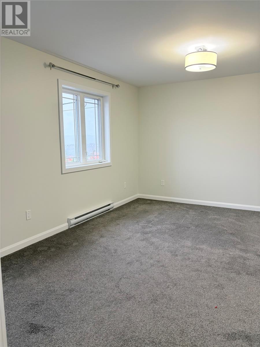 22 Beaumont Hamel Street - 15
