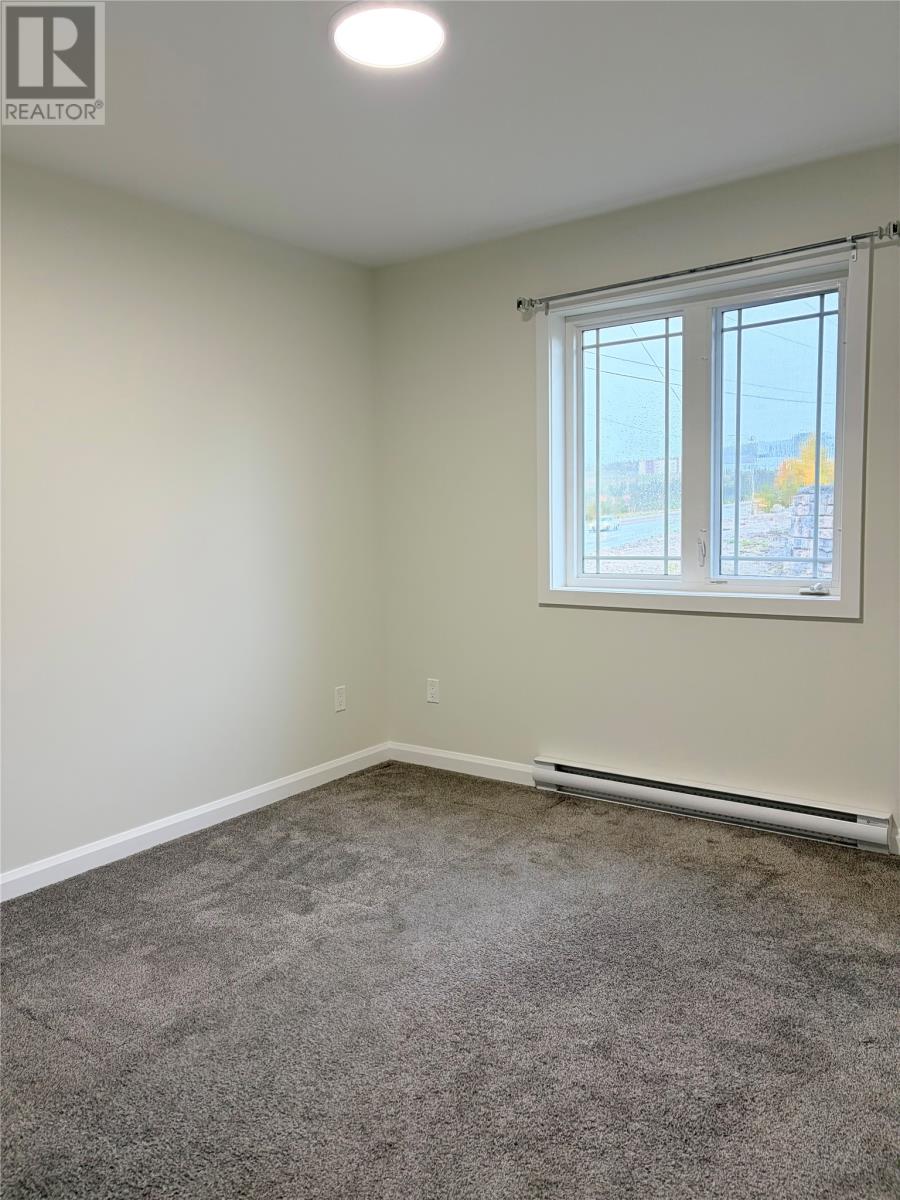 22 Beaumont Hamel Street - 17