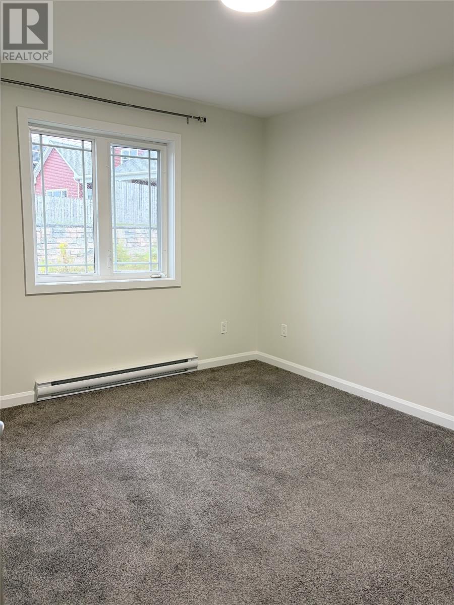 22 Beaumont Hamel Street - 18