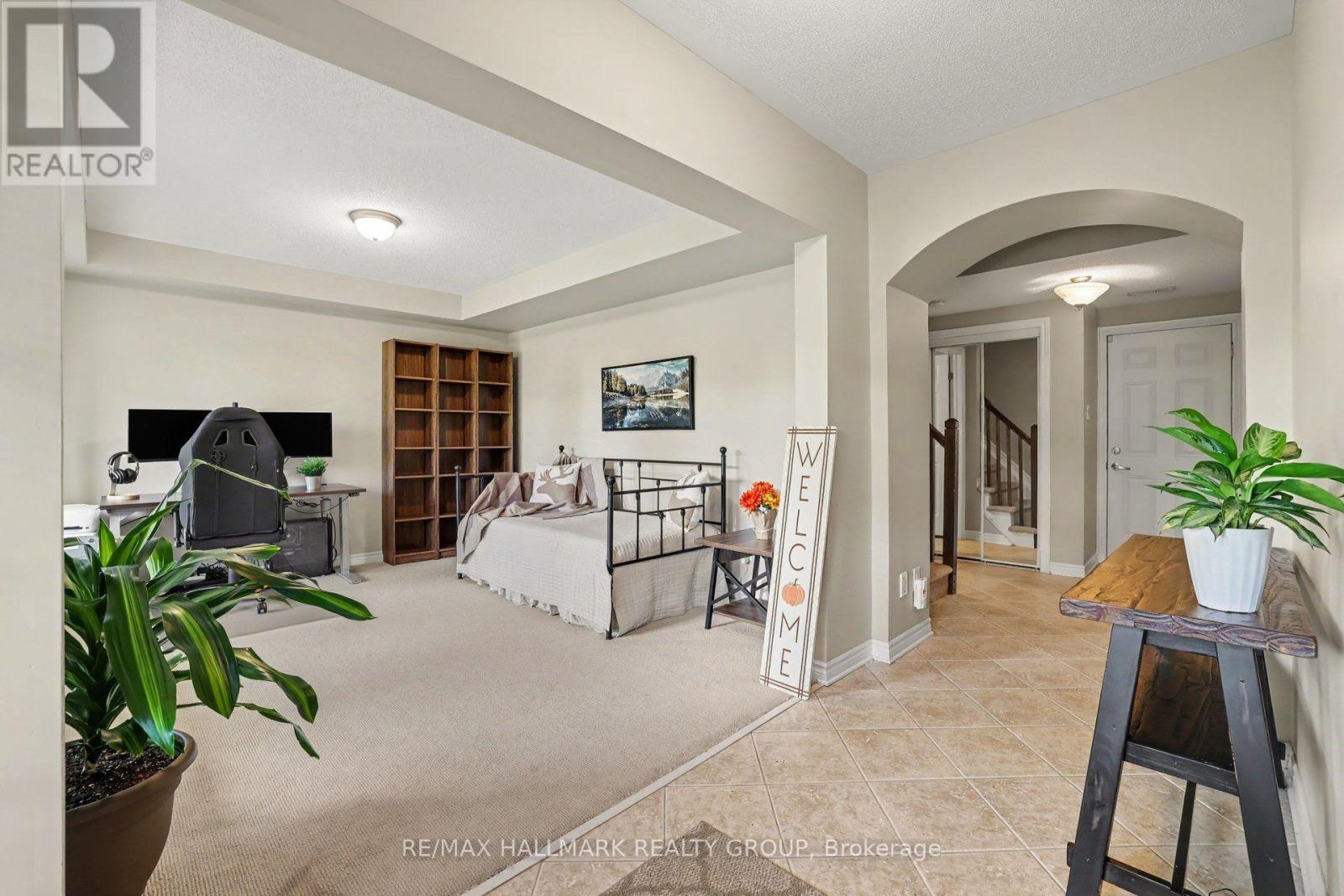 614 MARTINIQUE LANE - 4