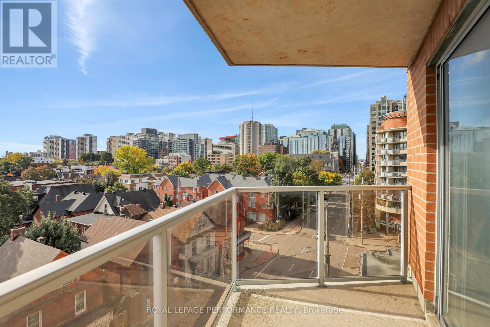 429 Somerset Street W