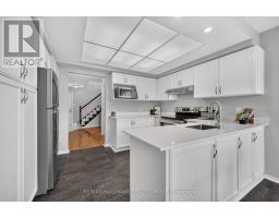 Kitchen - 6601 Windsong Avenue, Ottawa, ON K1C6N1 Photo 11