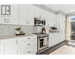 578 Rockrose Way, Ottawa, ON K1T0J9 Photo 9