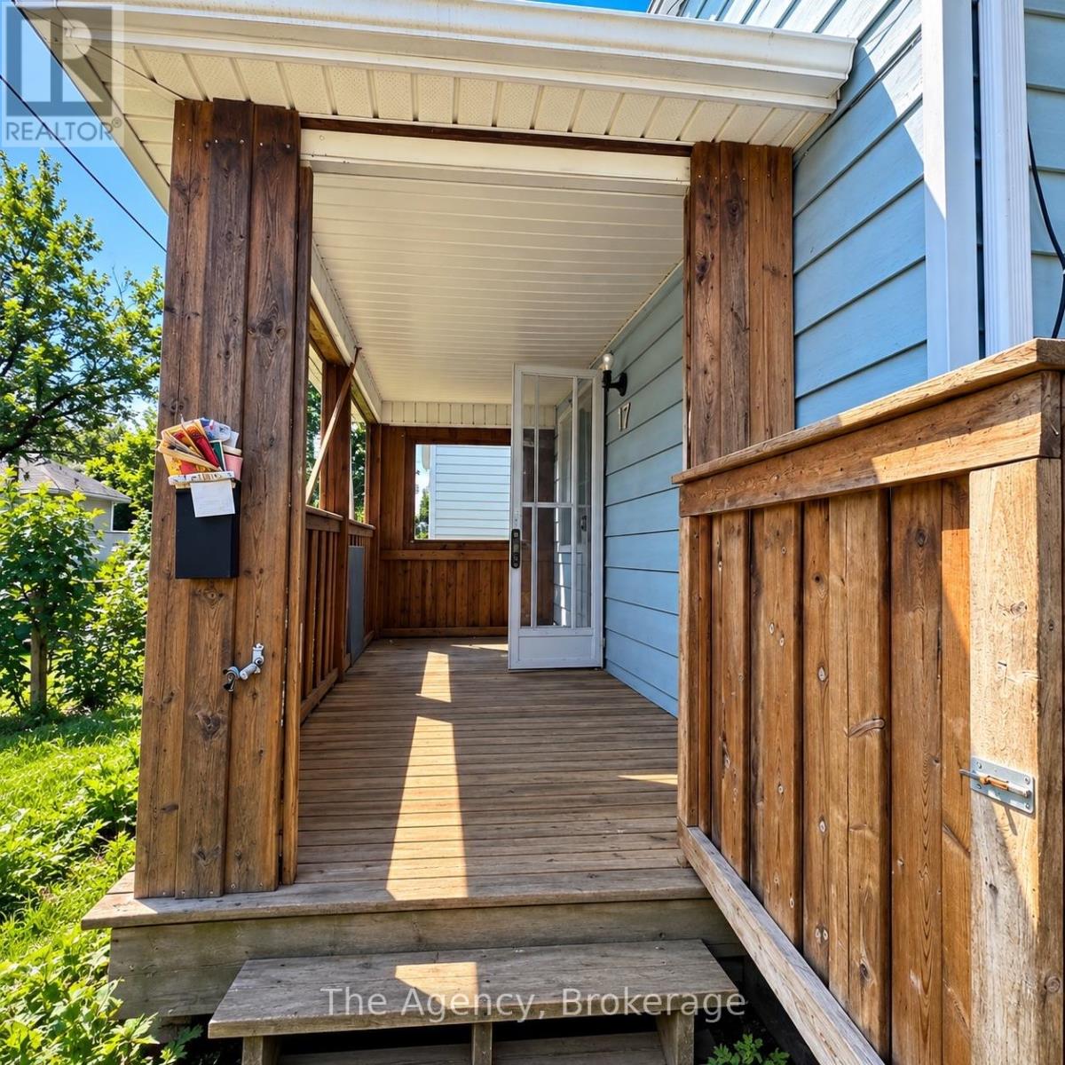 17 PATRICIA AVENUE - 2