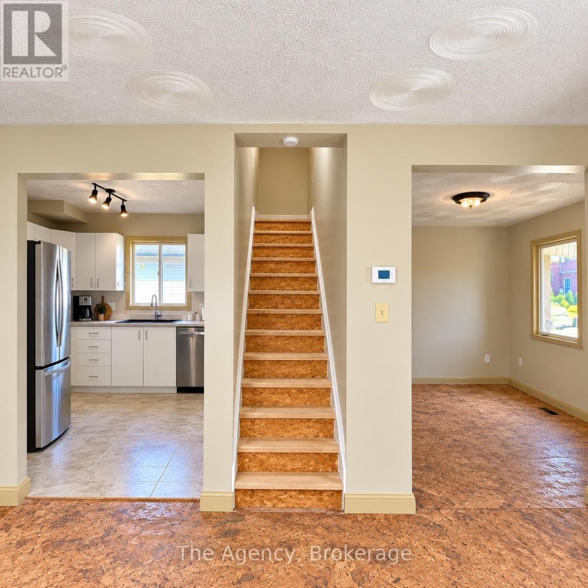 17 PATRICIA AVENUE - 5